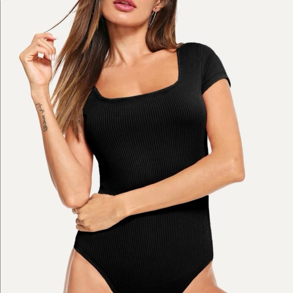 NEVER WORN SHEIN Ribbed square neck bodysuit